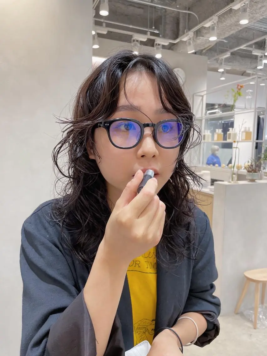 ロング パーマ 青木 優歩のヘアスタイル