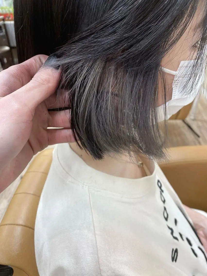 カラー SALOWIN栄 高須大貴のヘアスタイル
