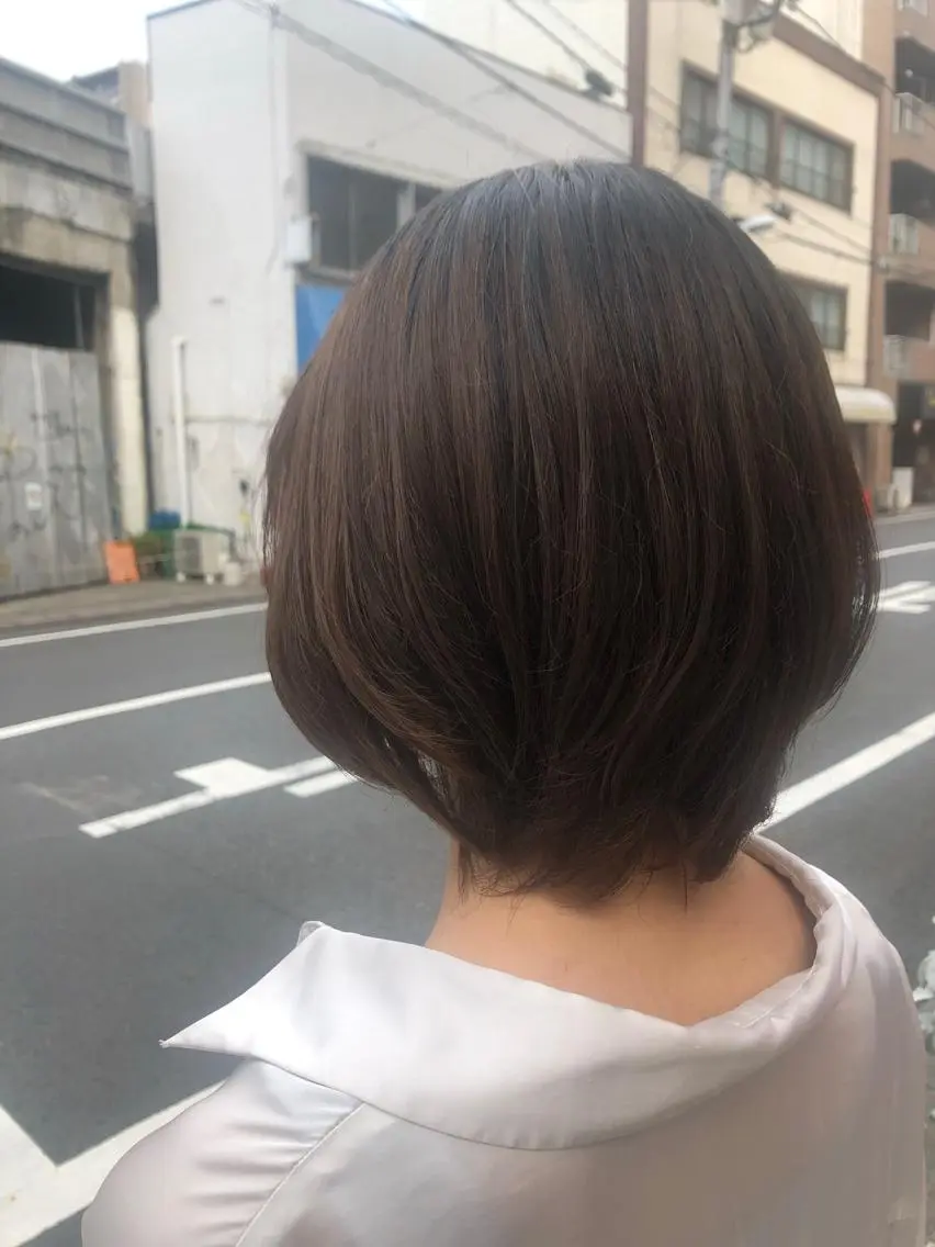 ミディアム ショートボブ ボブ 伸ばしかけ メンズパーマ、カラー 大募集村上莉奈のヘアスタイル