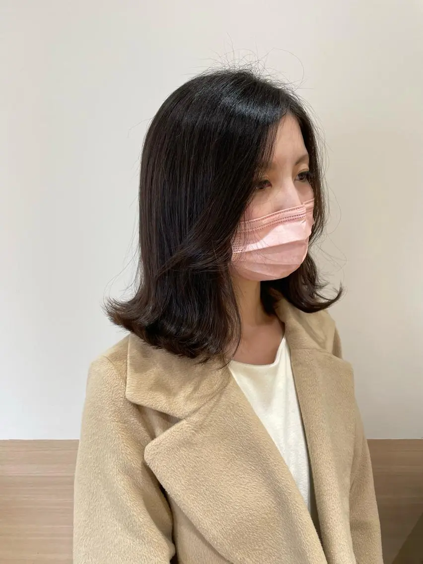 ショート カラー ブラウンカラー ケアカラー ピンクカラー ピンクブラウン 外ハネヘア 天野 瑠真のヘアスタイル