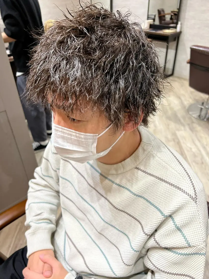 パーマ メンズ メンズパーマ ツイストスパイラルパーマ スパイラルパーマ カット パーマ ヘッドスパ 縮毛矯正×髪質改善 店長　DAITOのヘアスタイル