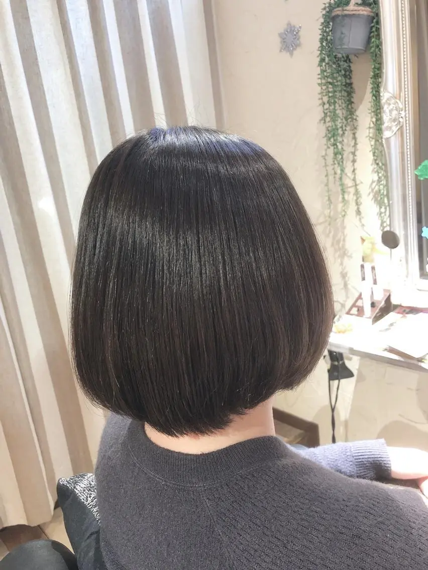 ショート カット 🌈20年目突入🎉 山口のヘアスタイル