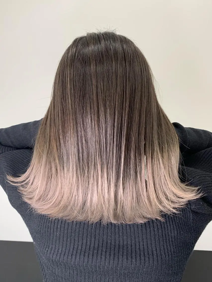 ミディアム 山田 絵里菜のヘアスタイル