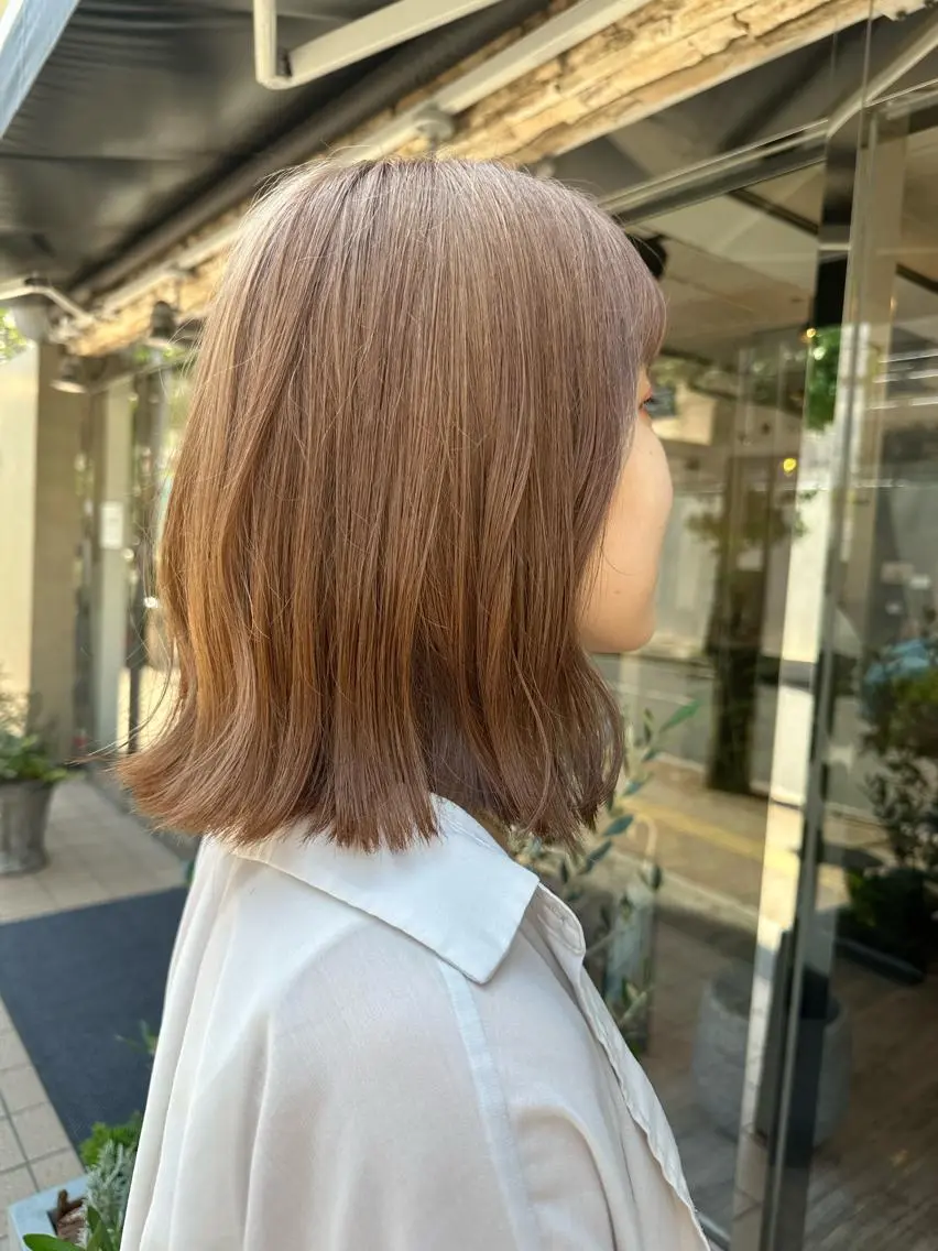ミディアム カラー ブリーチ sato ayaka |透明感カラー🫧のヘアスタイル