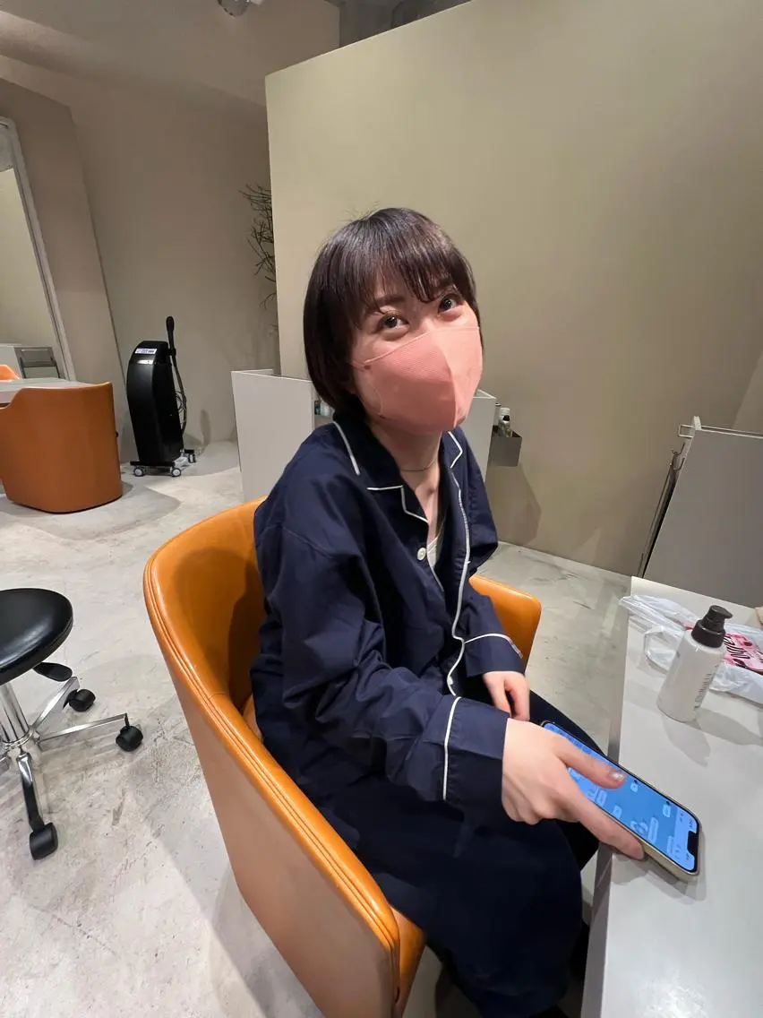 ショート レイヤーカット NERO加藤木麻彩のヘアスタイル