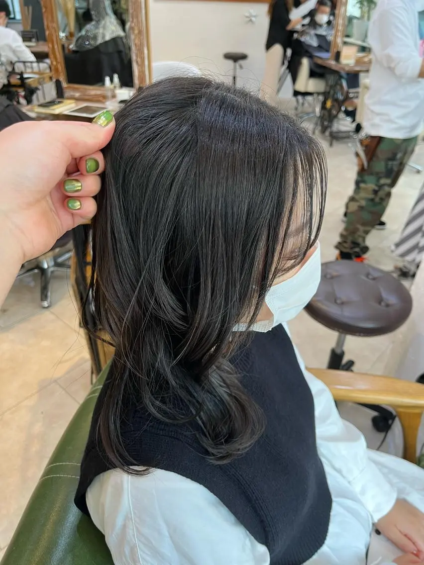 セミロング カラー ダークグレー 💛ハイトーン💛 りむのヘアスタイル