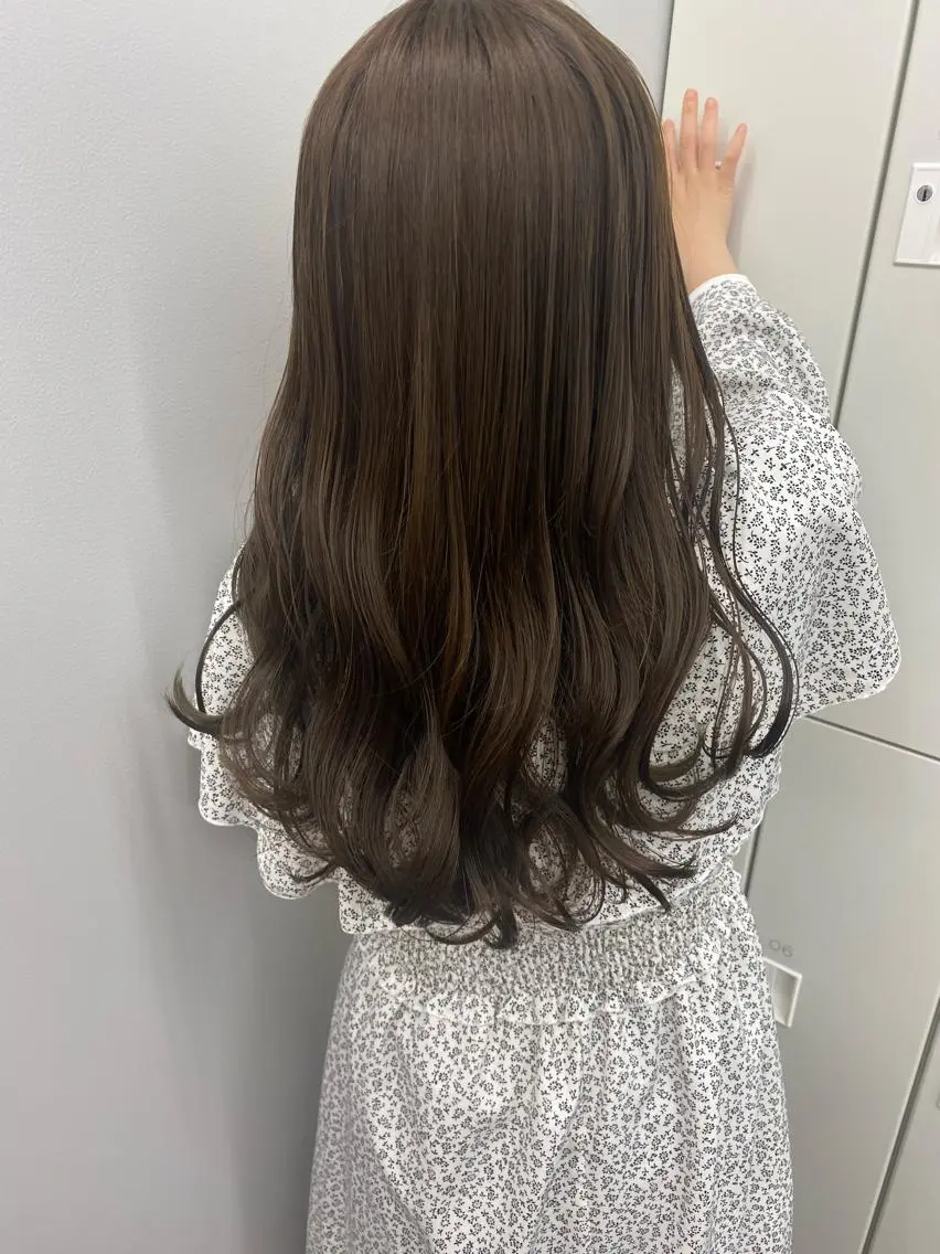 ロング カラー カット ヘアカラー トリートメント hana ROCCO3rdのヘアスタイル