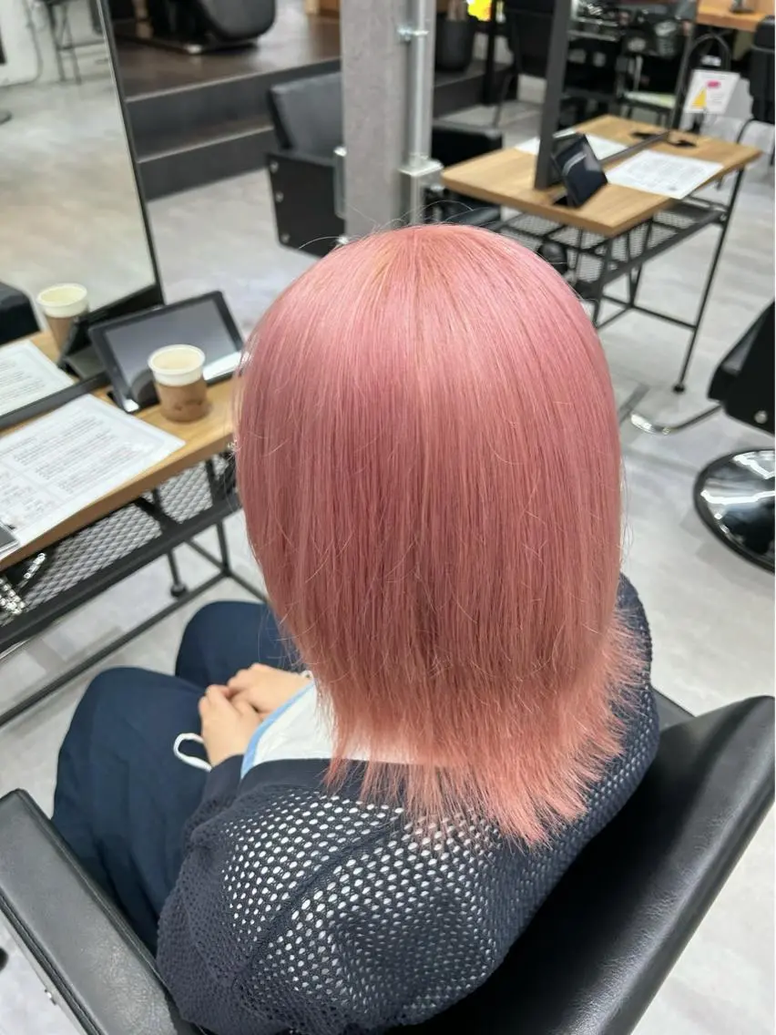 カラー ブリーチ ピンクカラー ヘアカラー ENA💗NEXT /ハイトーンエクステのヘアスタイル
