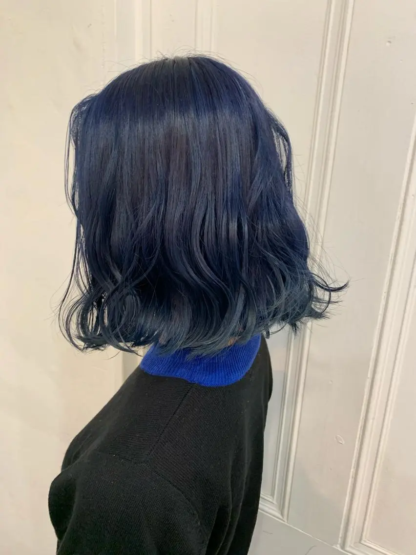 ショート カラー wakana/ 柔らかベージュカラーのヘアスタイル