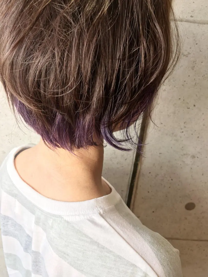 ショート 足立 磨咲のヘアスタイル