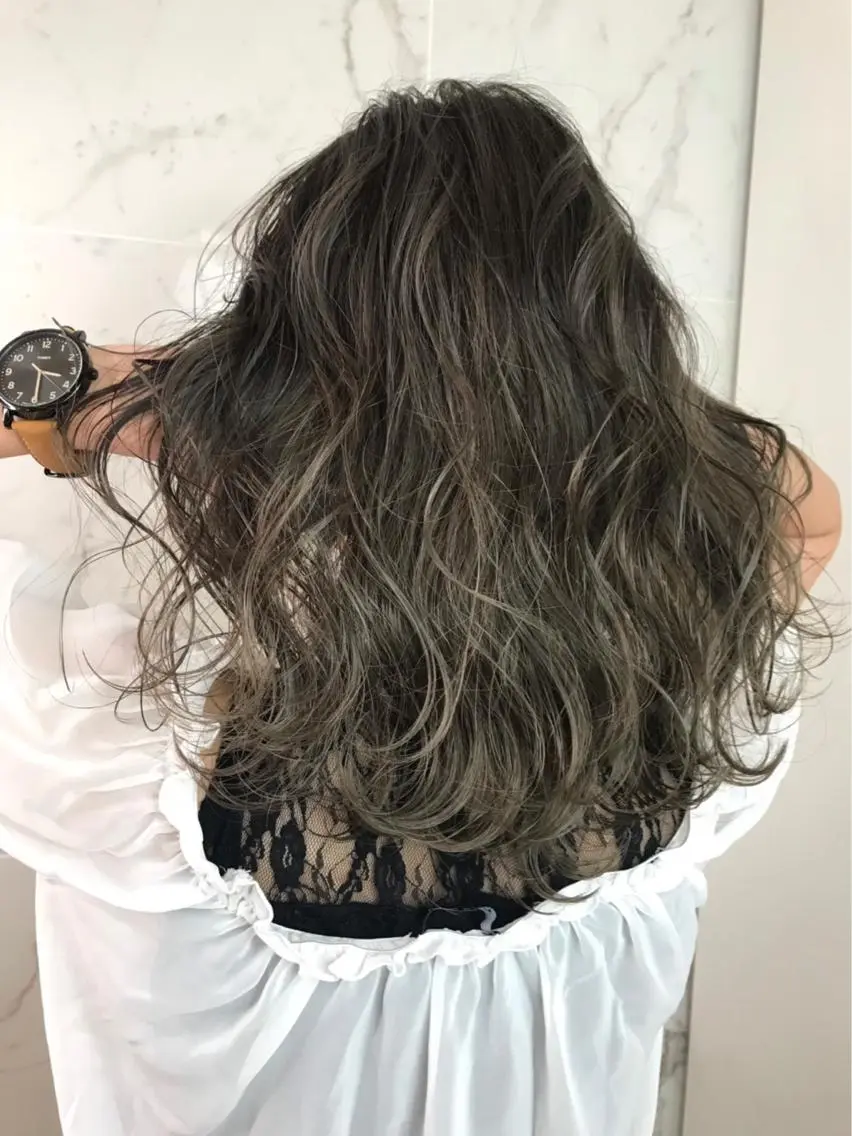 ロング カラー 髪質改善IENA店長 小泉拓のヘアスタイル