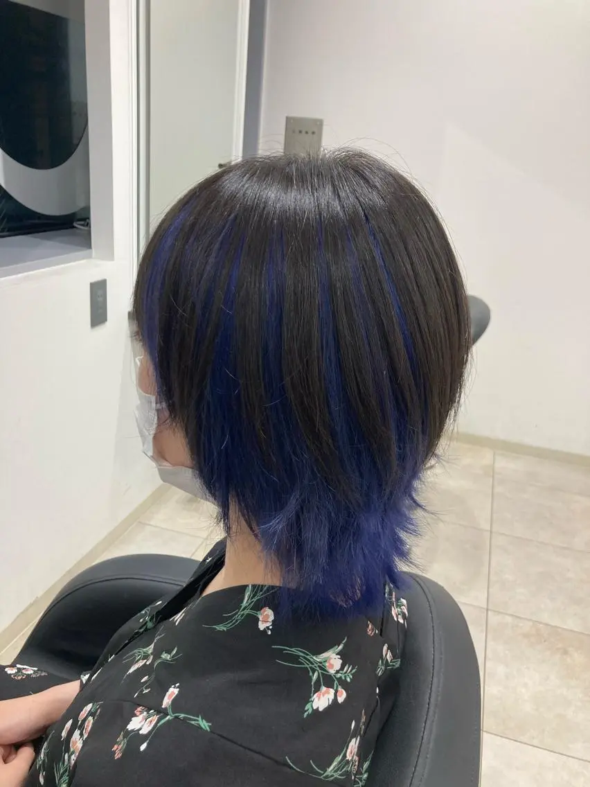 ミディアム カラー ブリーチ ヘアカラー ピンクカラー🎀 米津 美佑のヘアスタイル