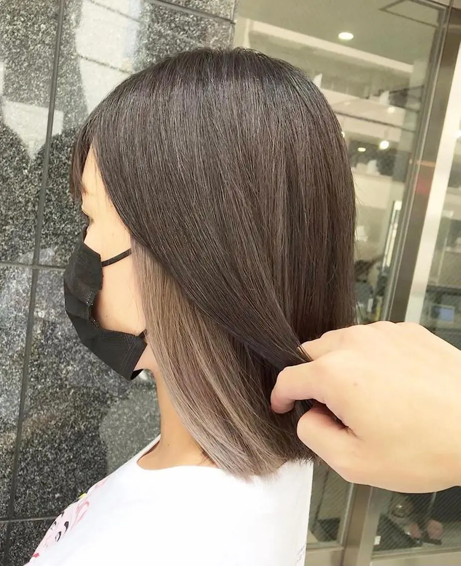 ミディアム パーマ カラー ヘアアレンジ マツエク・マツパ メンズ ネイル メンズインナーカラー ベージュカラー インナーカラー ホワイトベージュ ホワイト 髪質改善ストレート sotaのヘアスタイル