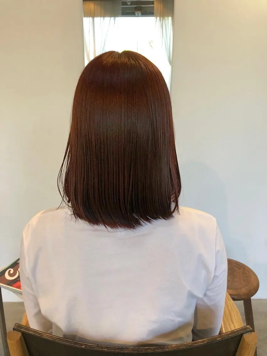 カラー オレンジ オレンジレッド レッドカラー 竹内 絢香のヘアスタイル