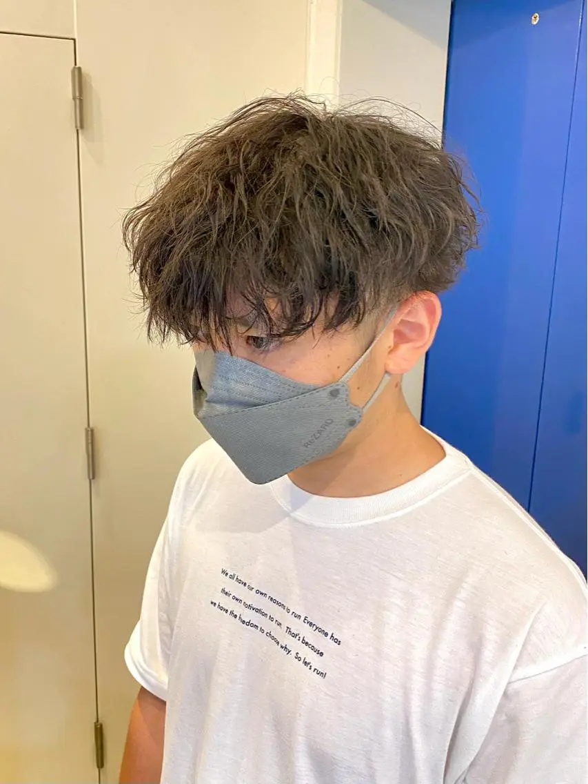 ショート パーマ メンズ 波巻きパーマ JINKIメンズ特化 メンズカットパーマのヘアスタイル