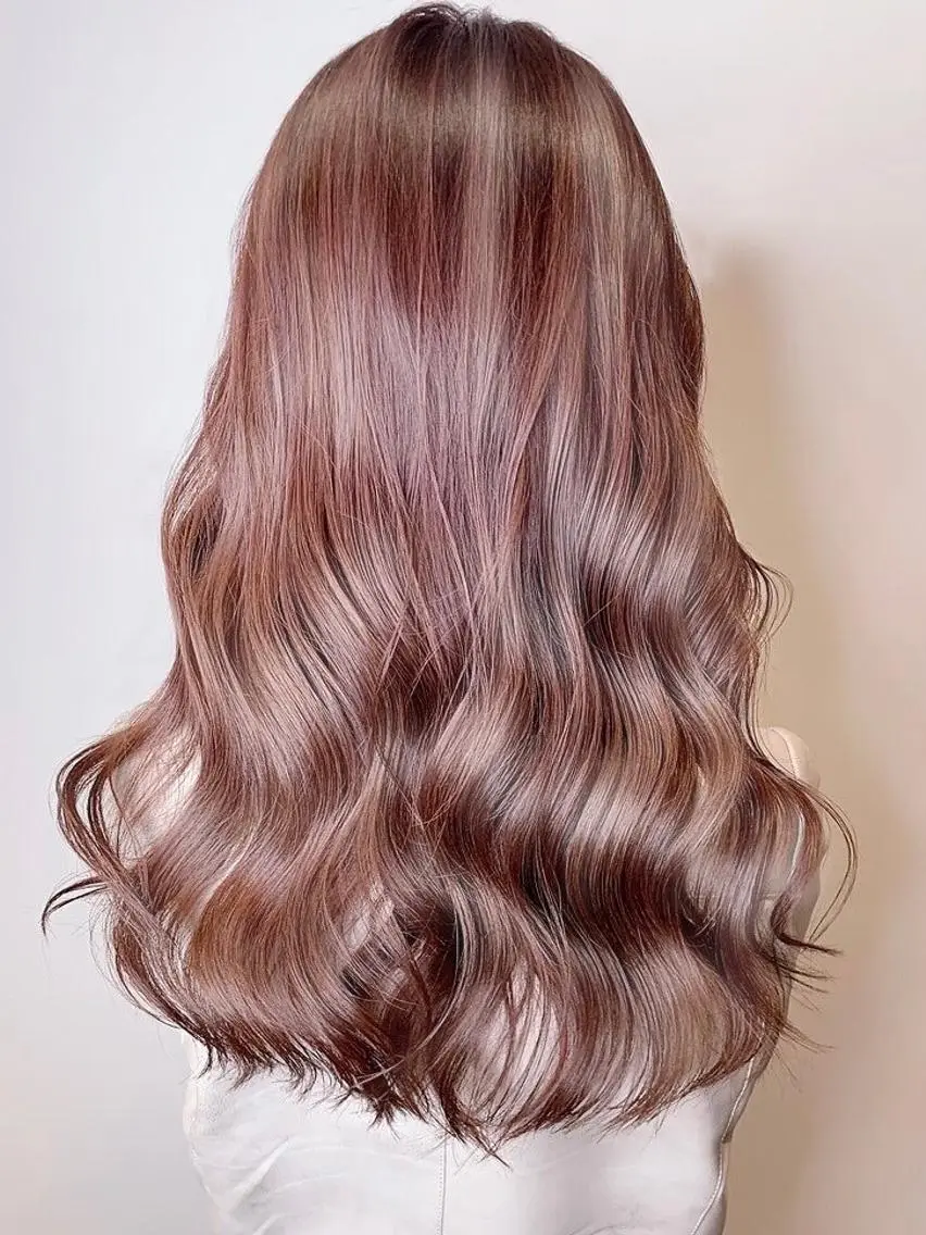 カラー 川﨑 蓮二　透明感カラーのヘアスタイル