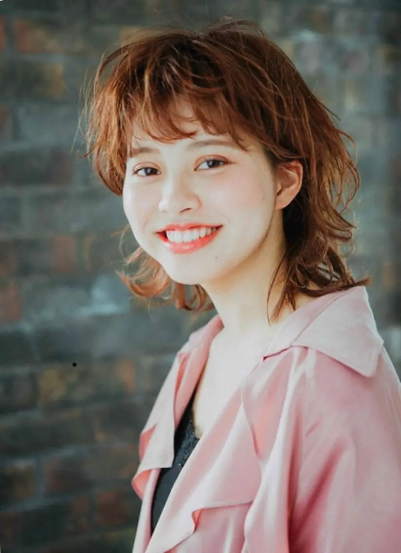 ミディアム カラー ブリーチ ブリーチなしカラー オレンジ 酸性ストレート/ブリ ーチなしWカラー河本のヘアスタイル