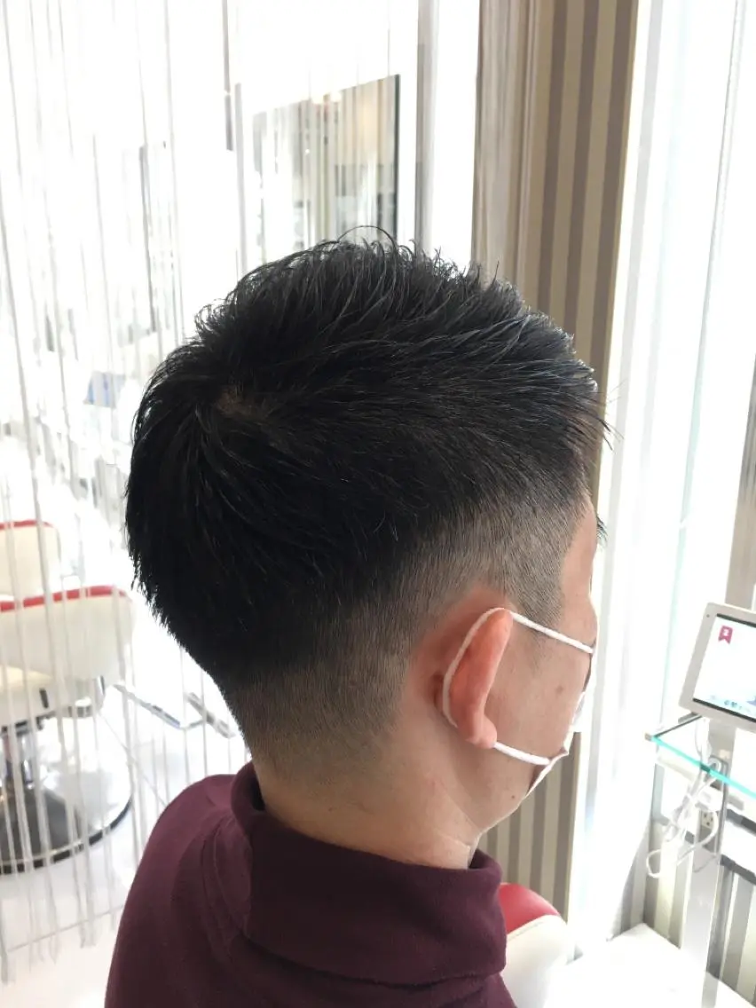 メンズ ブリーチしてても 綺麗にかかる縮毛矯正のヘアスタイル