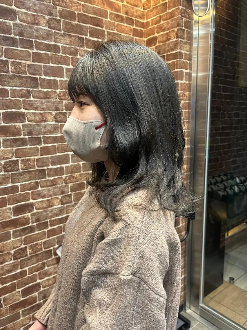 セミロング カラー パーマ ヘアアレンジ メンズ キッズ ネイル マツエク・マツパ アイブロウ メンズブリーチ メンズハイライト メンズインナーカラー メンズ韓国風 ブリーチ 久木原 ゆりのヘアスタイル