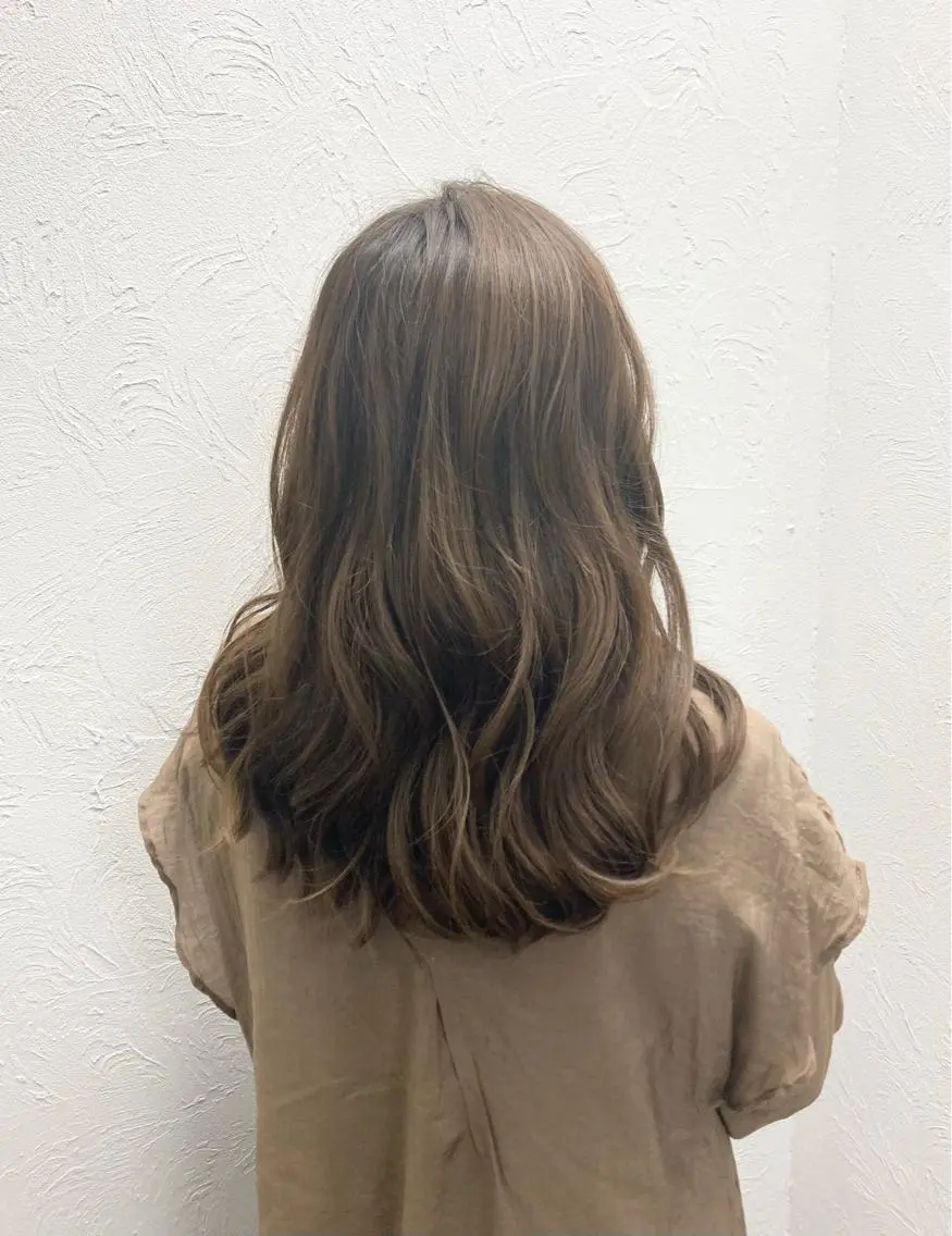ロング 田牧 みゆきのヘアスタイル