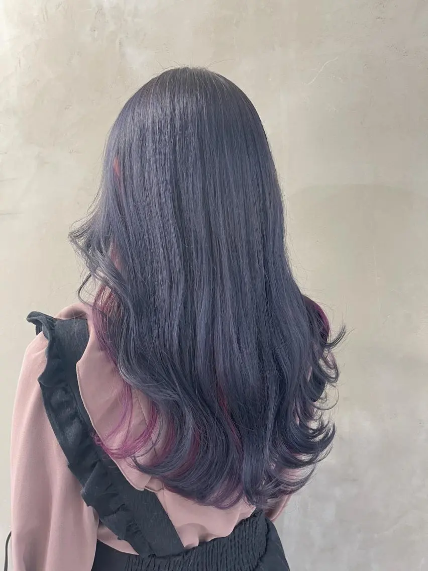 ロング カラー 黒髪 ブリーチ ブルーカラー ブルーブラック ブリーチなしカラー ハッシュカット/ハイ トーン/HIROKIのヘアスタイル