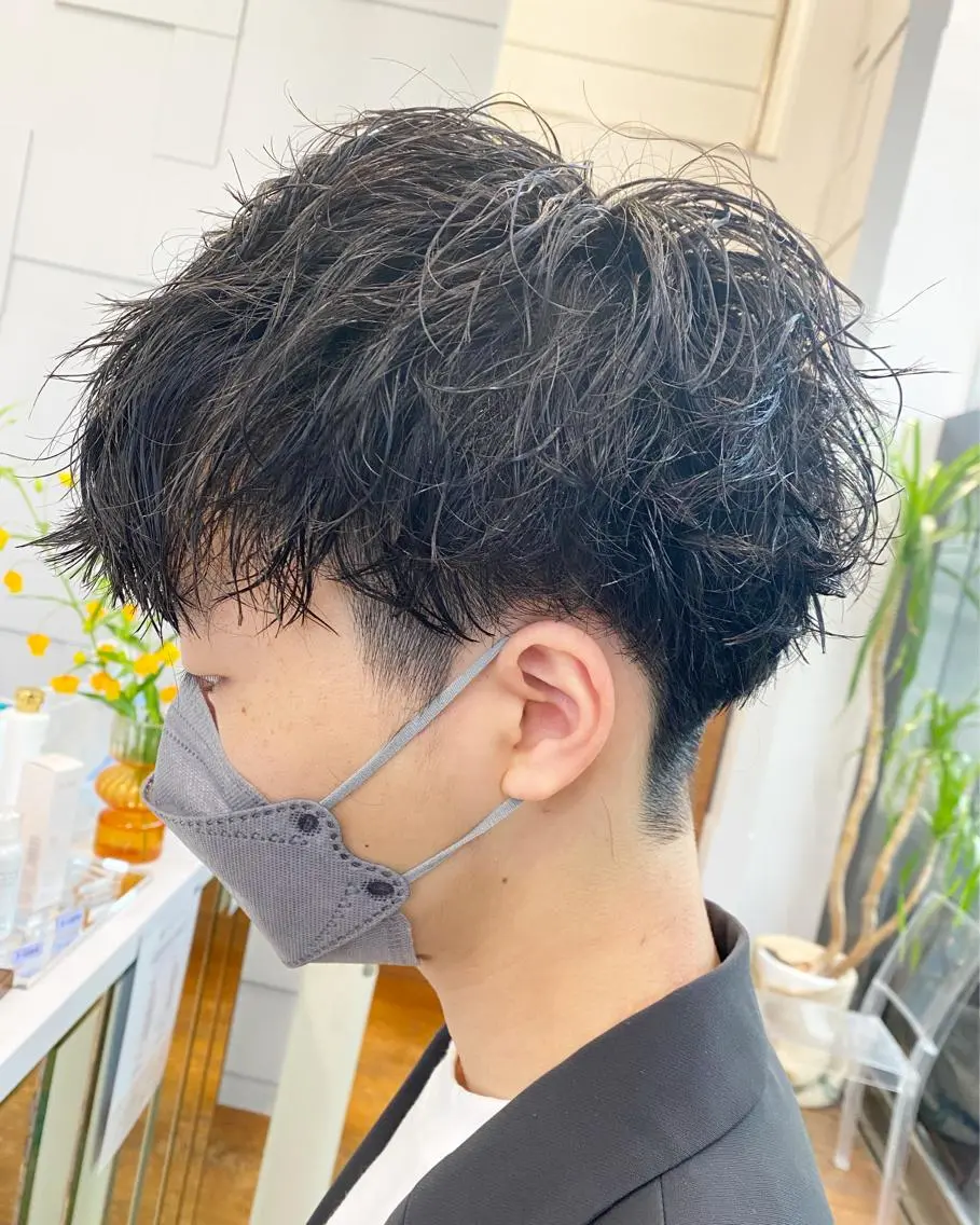 ショート パーマ メンズ メンズ韓国風 メンズパーマ シャドーパーマ 韓国風ヘア カット パーマ 井坂 卓真のヘアスタイル