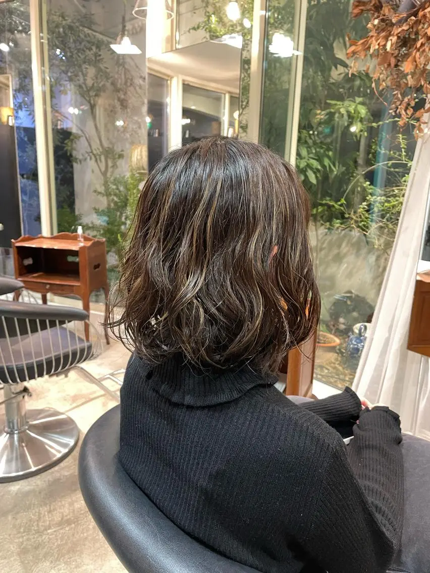 ミディアム パーマ ミディアムパーマ ボブ 谷澤 朋佳のヘアスタイル