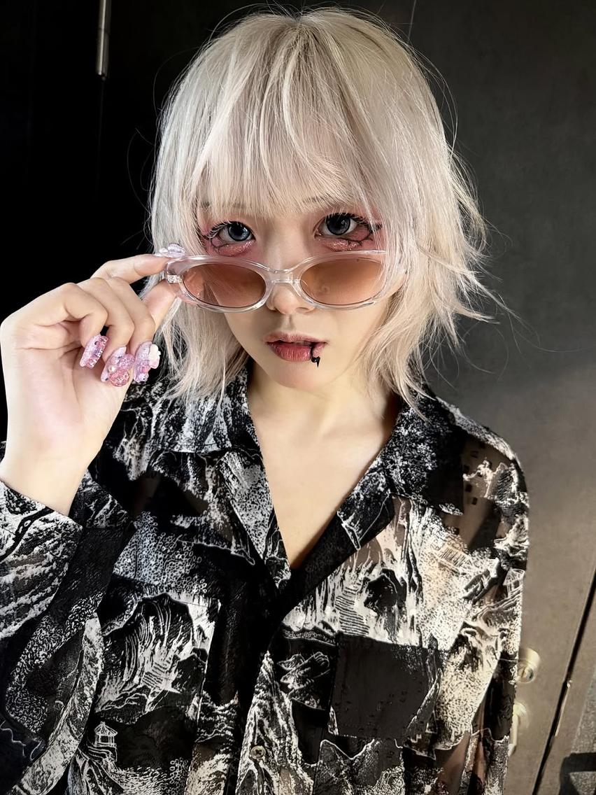 ミディアム カラー レイヤーカット ウルフカット カット ヘアカラー トリートメント ウルフレイヤー/ 中性ウルフ/タカハシのヘアスタイル