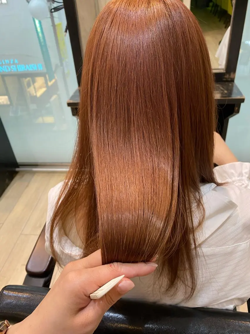 ロング ピンクブラウン 髪質改善 トリートメント 大上 真奈未のヘアスタイル