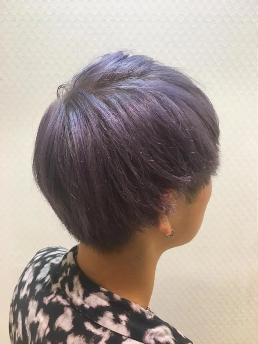 ショート カラー メンズ アッシュ ダブルカラー 熊谷 奈菜のヘアスタイル