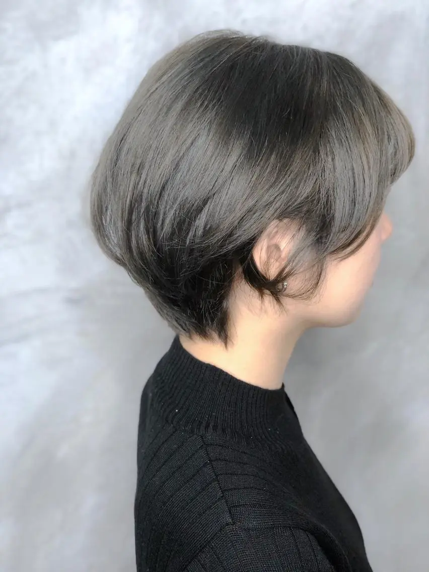 ショート カラー アッシュ ボブ 💇🏼ショートヘア お任せ💁🏻‍♂️のヘアスタイル