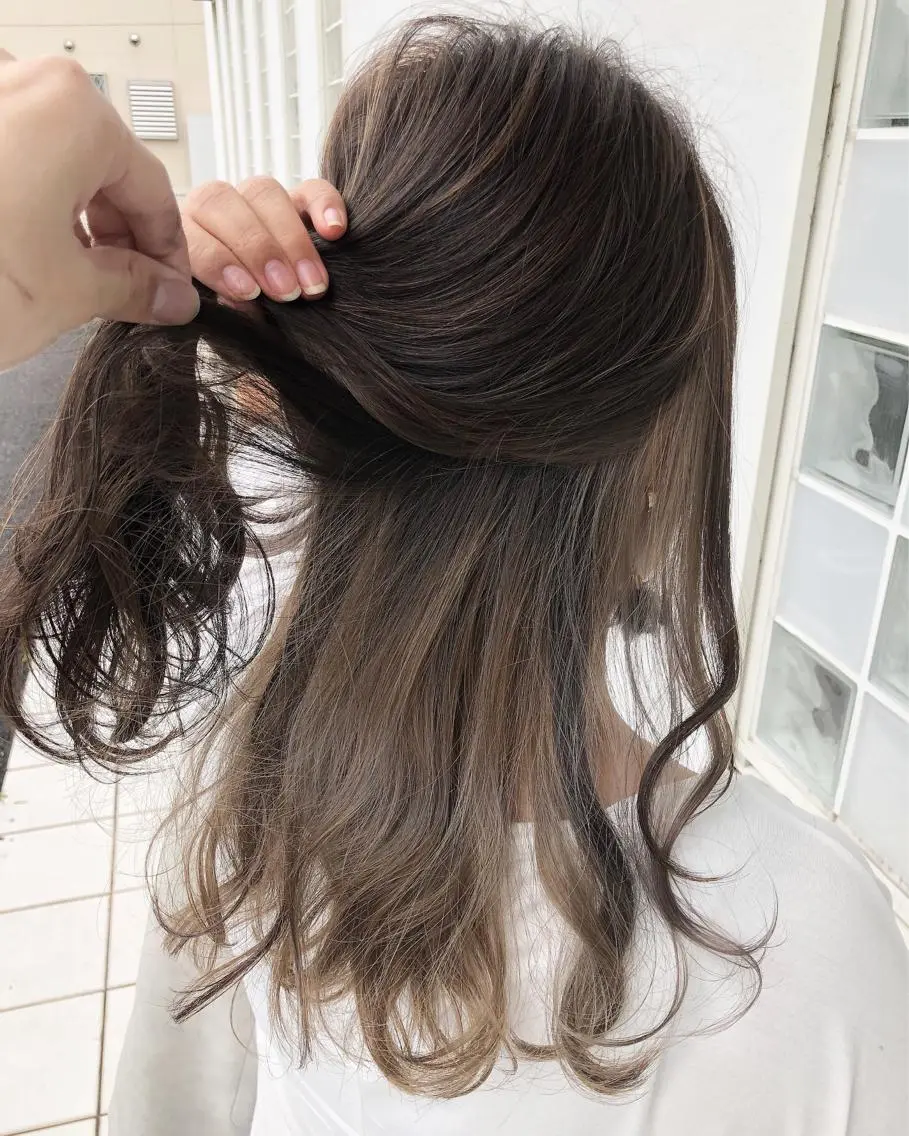 セミロング カット ヘアカラー トリートメント 具志 正太のヘアスタイル