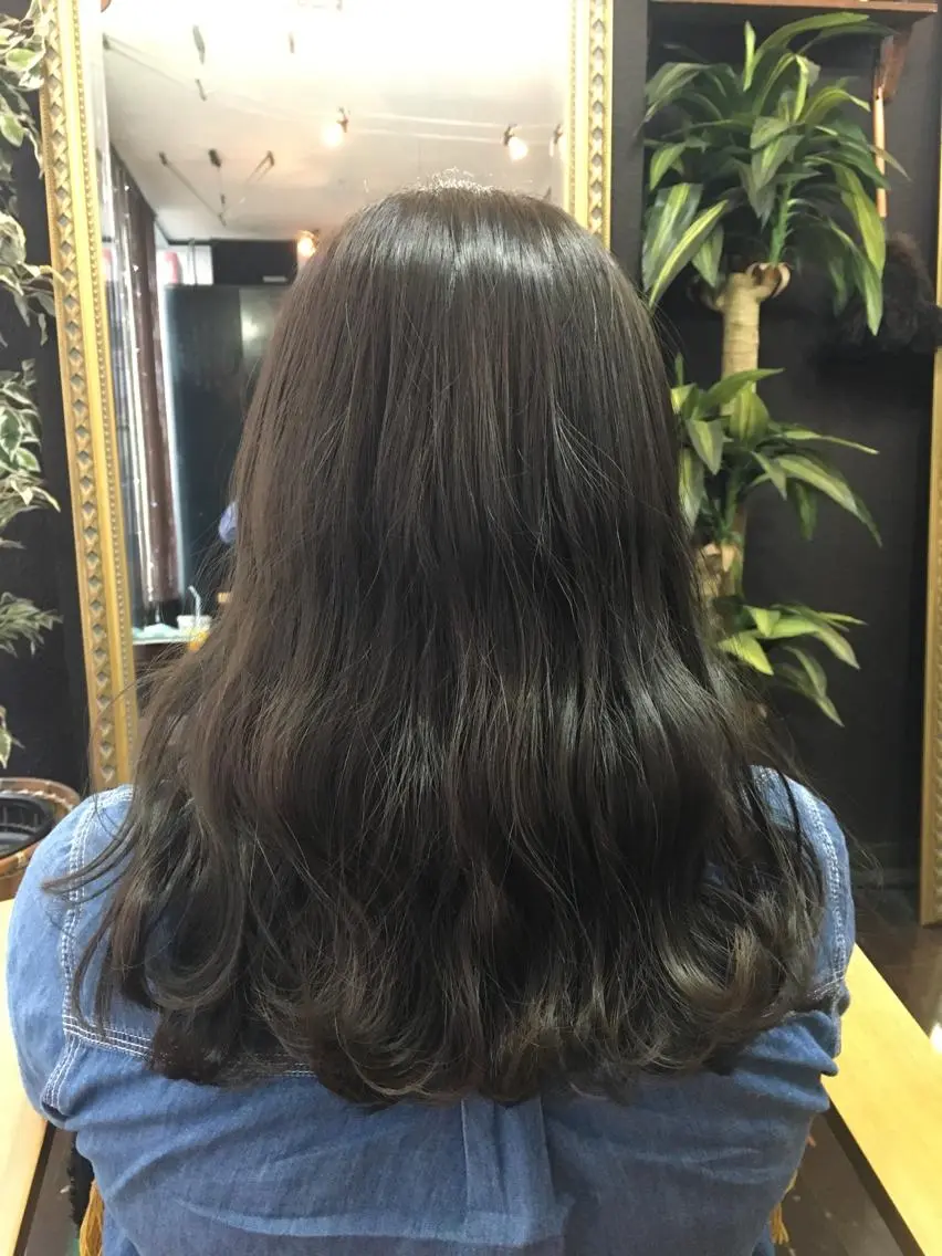 セミロング カラー カジムラ Hのヘアスタイル
