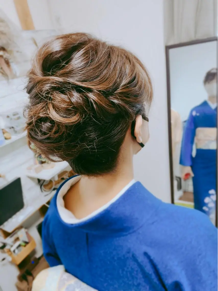 着付け 新保 佳世のヘアスタイル