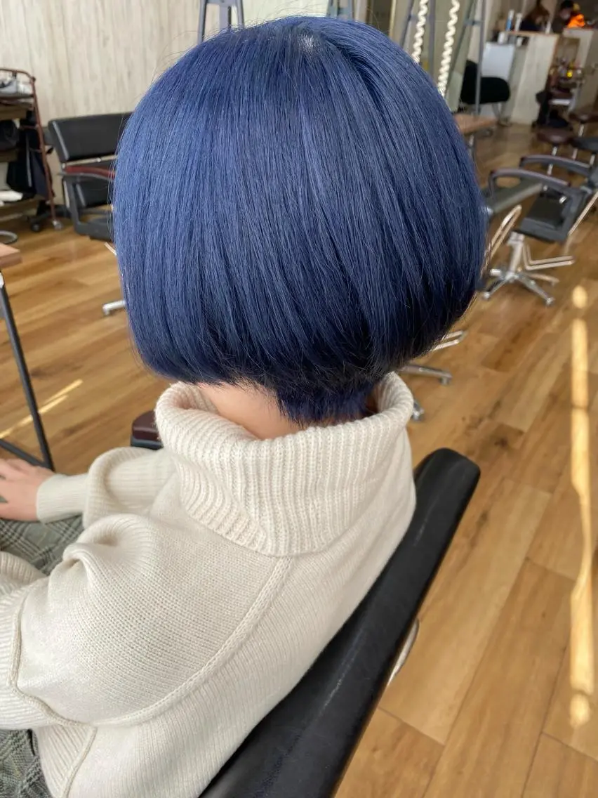 ショート カラー ヘアアレンジ ネイル アディクシーカラー ブリーチ 透明感カラー エドルカラー ハイライトカラー カット ヘアカラー 夜23時まで予約🉑 reverieあきらのヘアスタイル