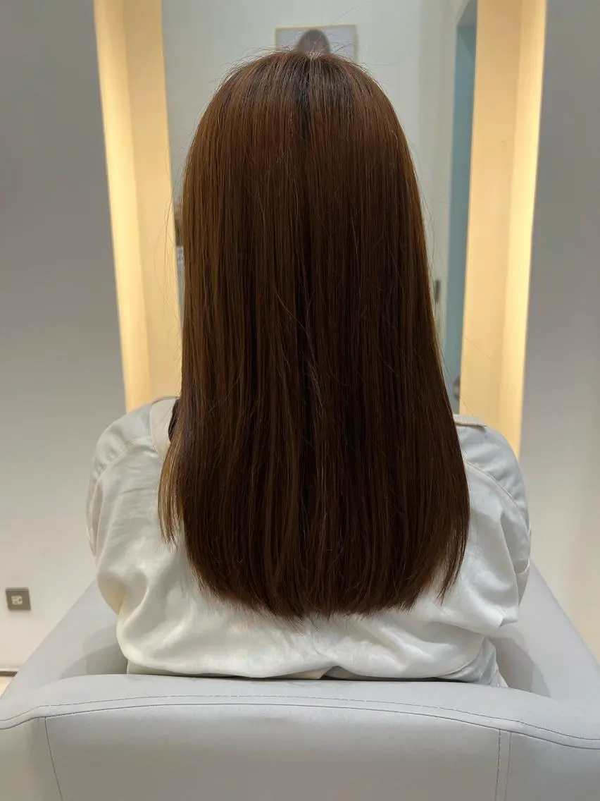 セミロング カラー パーマ ヘアアレンジ キッズ ネイル マツエク・マツパ アイブロウ 眉カラー ストレートパーマ 堀井 凌平のヘアスタイル