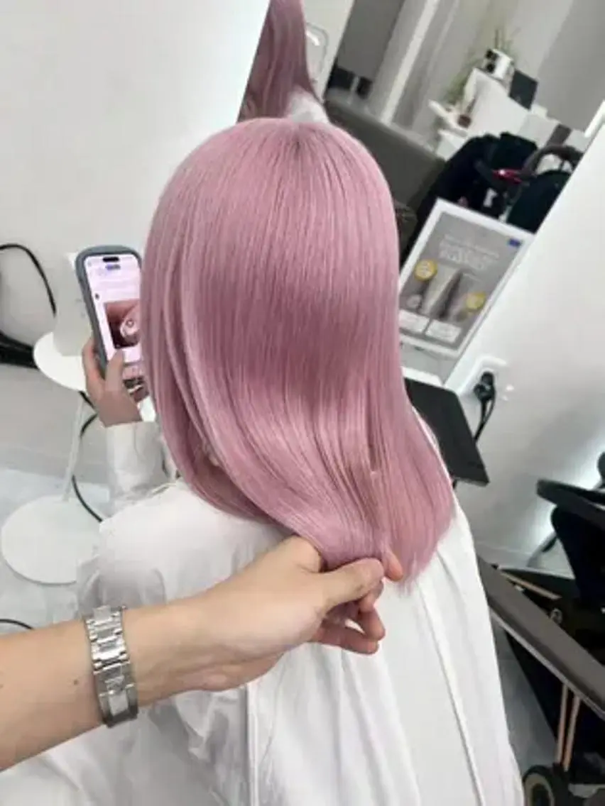 ロング カラー アディクシーカラー アッシュ バレイヤージュ ベージュカラー ブルーカラー 女性専用サロン梅田 髪質改善カラーakiのヘアスタイル