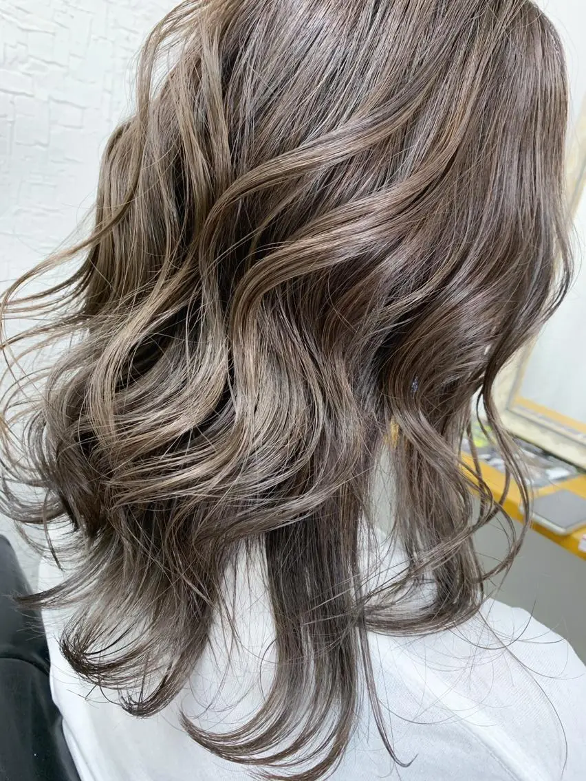 セミロング 🥇近藤 恭輔🥇 Recharme新保のヘアスタイル