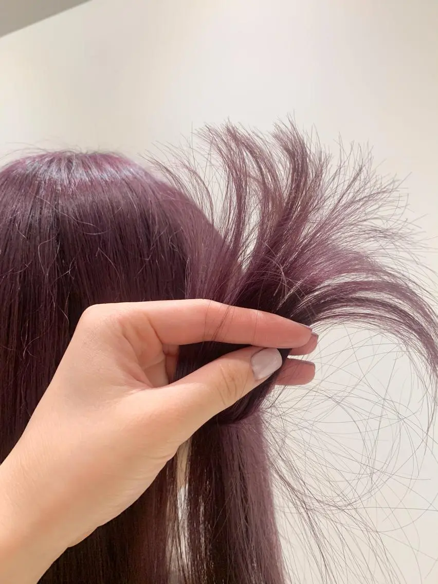ミディアム カラー ヘアアレンジ カシス ピンクカラー 色落ちまでキレイに! !女性サロンのヘアスタイル