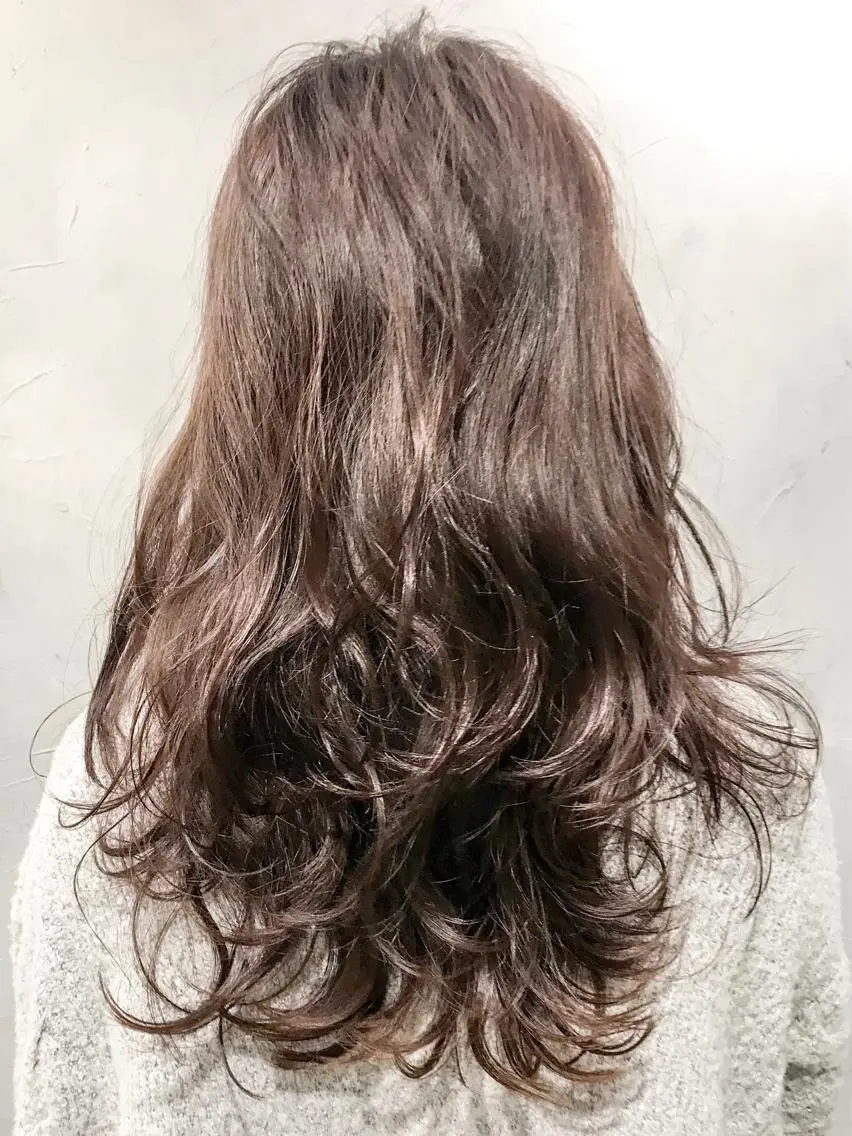 ロング カラー 江畑 匠 新宿三丁目 徒歩30秒⭐️のヘアスタイル