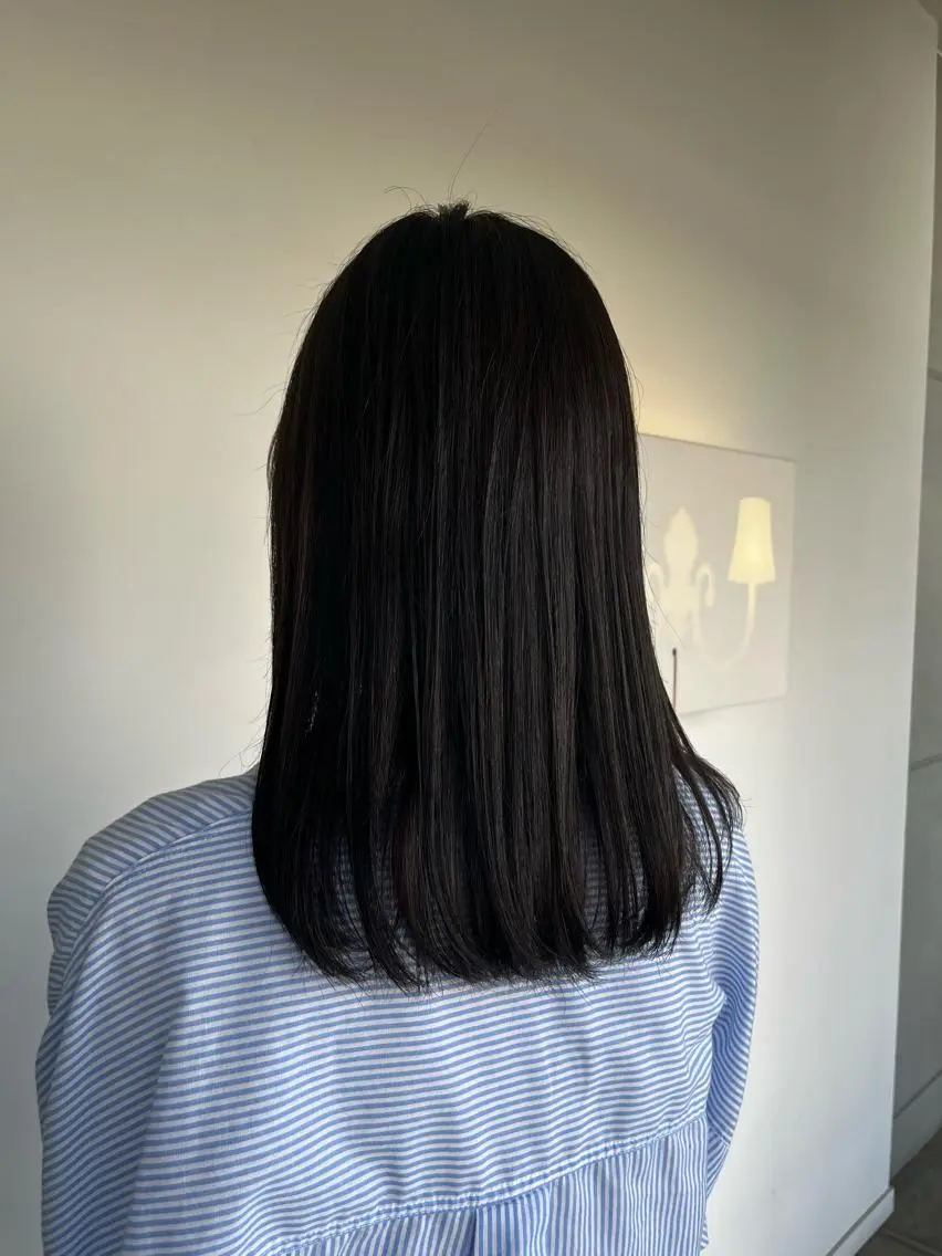 ミディアム おせ ちさとのヘアスタイル
