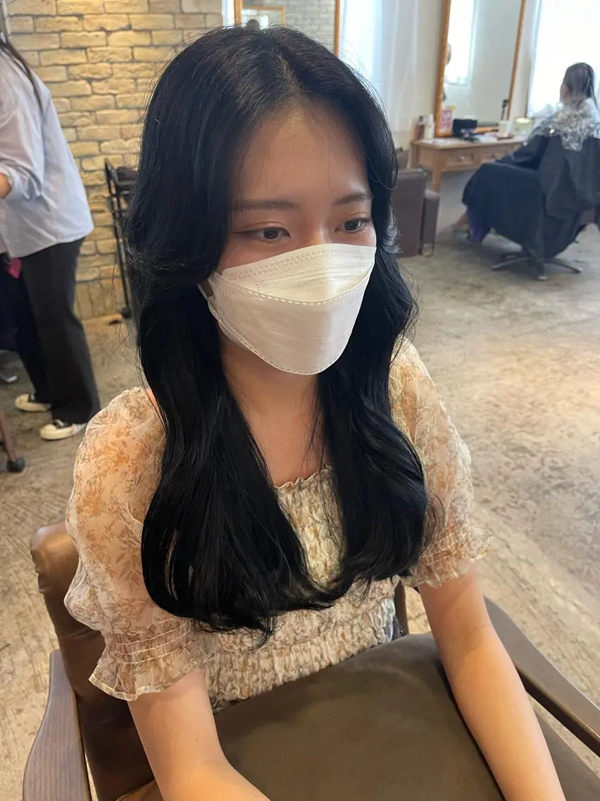 ロング カラー 黒髪 ブルーカラー ブルーブラック くびれヘア ヨシンモリ 🫧chinatsu 🫧のヘアスタイル