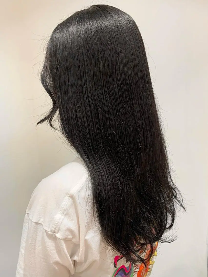 セミロング カラー ヘアカラー 美髪艶カラー💎✨ モエのヘアスタイル