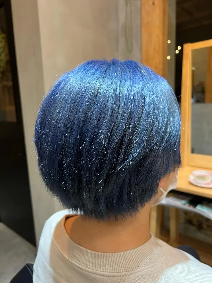 ショート カラー ハイライトカラー イルミナカラー ボブ ハイライト 髪質改善 カット ヘアカラー トリートメント シンヤヘアーズ 泉大津本店のヘアスタイル