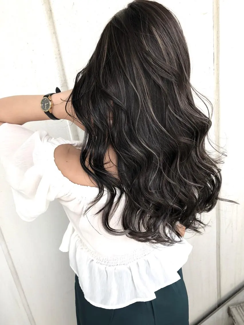 ロング カラー カット ヘアカラー トリートメント 井坂 弘人のヘアスタイル
