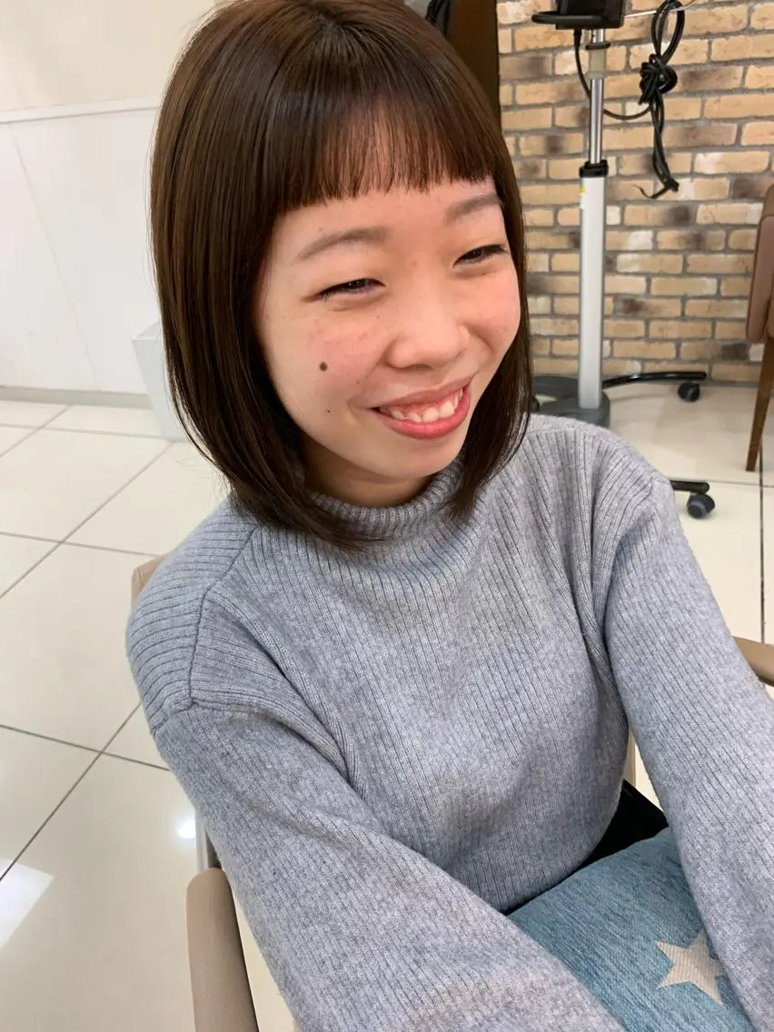 ショート カラー 羽エクステ🪽 🤍まき🤍のヘアスタイル