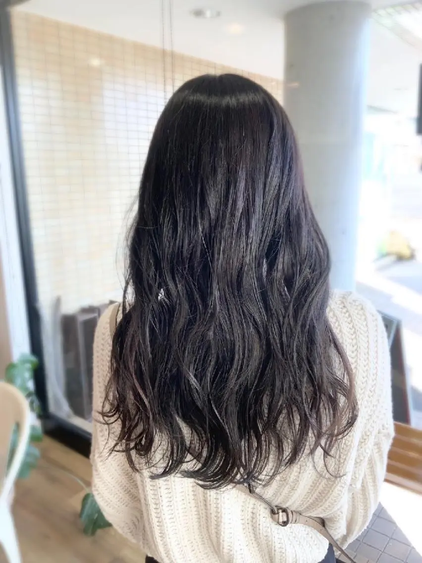 ロング ヘアカラー 堀 望美のヘアスタイル