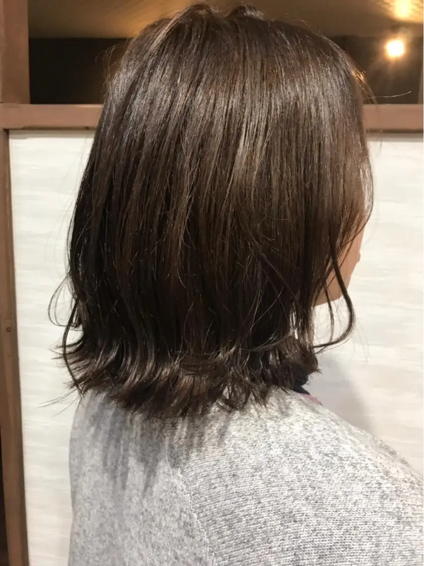 カラー 片山 霞のヘアスタイル