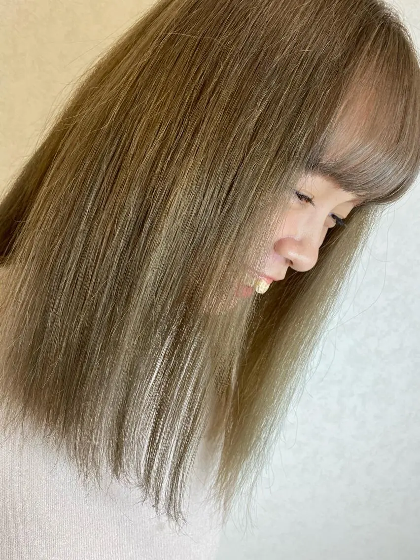 ロング カラー ムトウセイマ/ 縮毛矯正/ブリーチのヘアスタイル