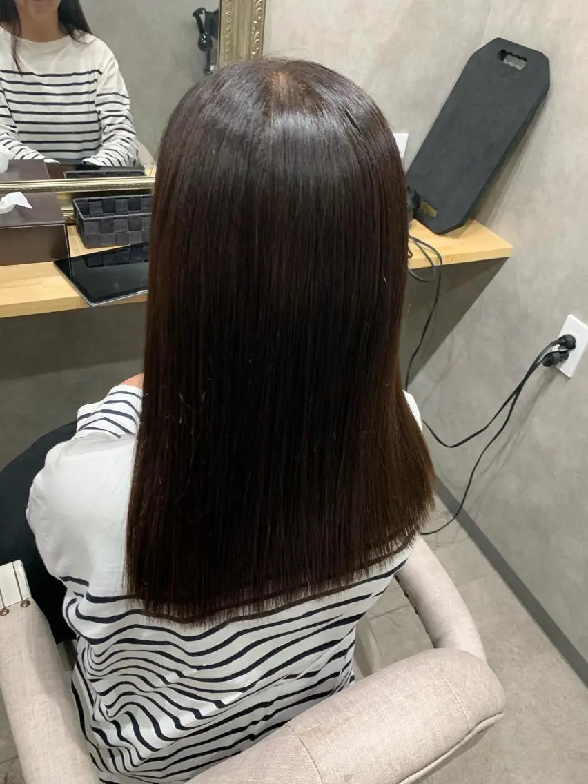 セミロング 縮毛矯正 カット 縮毛矯正 ゆきな 5月から復帰のヘアスタイル